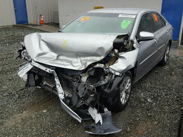 4T1BF1FK5FU480815 - 2015 TOYOTA CAMRY LE GRAY photo 2