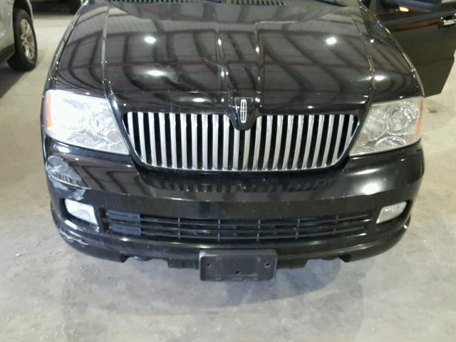 5LMFU28535LJ20156 - 2005 LINCOLN NAVIGATOR BLACK photo 7