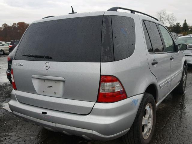 4JGAB54E22A360980 - 2002 MERCEDES-BENZ ML 320 SILVER photo 4