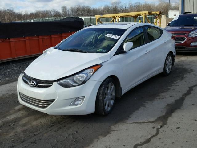 5NPDH4AE2DH446980 - 2013 HYUNDAI ELANTRA GL WHITE photo 2