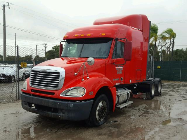 1FUJA6CKX7LW96692 - 2007 FREIGHTLINER CONVENTION RED photo 2