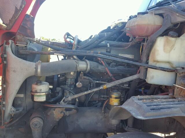 1FUJA6CKX7LW96692 - 2007 FREIGHTLINER CONVENTION RED photo 7