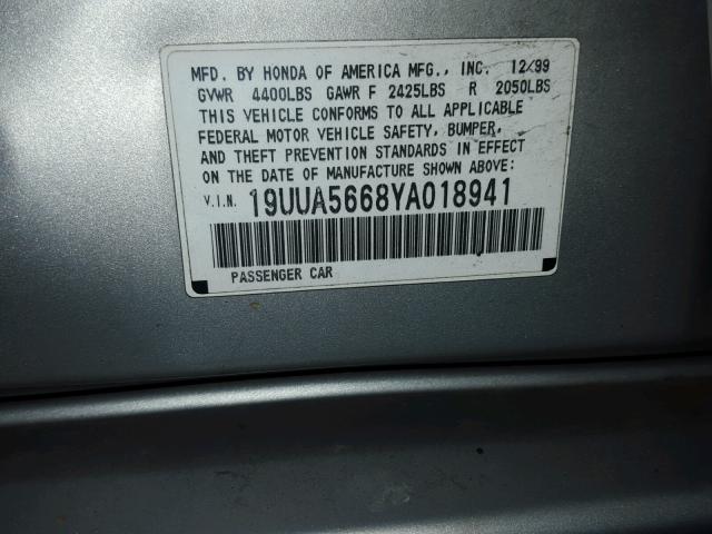 19UUA5668YA018941 - 2000 ACURA 3.2TL SILVER photo 10