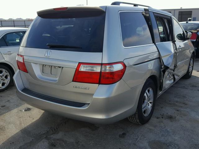 5FNRL38795B089822 - 2005 HONDA ODYSSEY EX SILVER photo 4