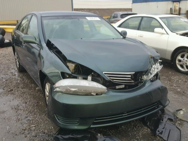 4T1BE32K15U392010 - 2005 TOYOTA CAMRY LE GREEN photo 1