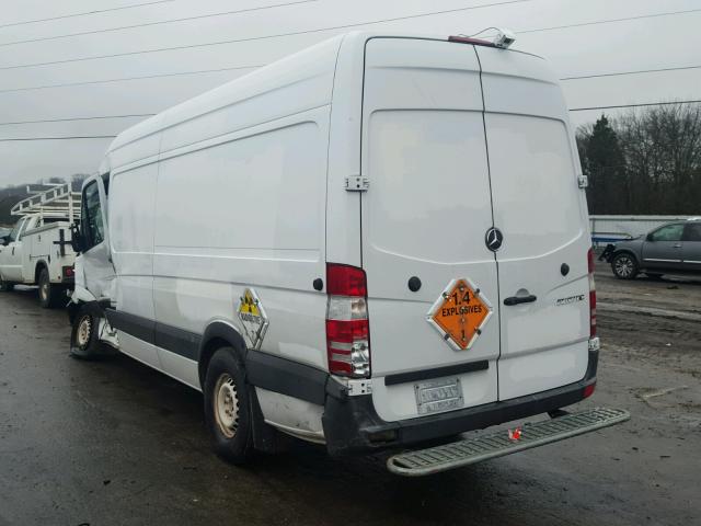 WD3PE8CB8C5611908 - 2012 MERCEDES-BENZ SPRINTER 2 WHITE photo 3