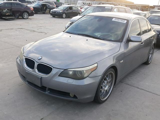 WBANA73504B810660 - 2004 BMW 530 I GRAY photo 2