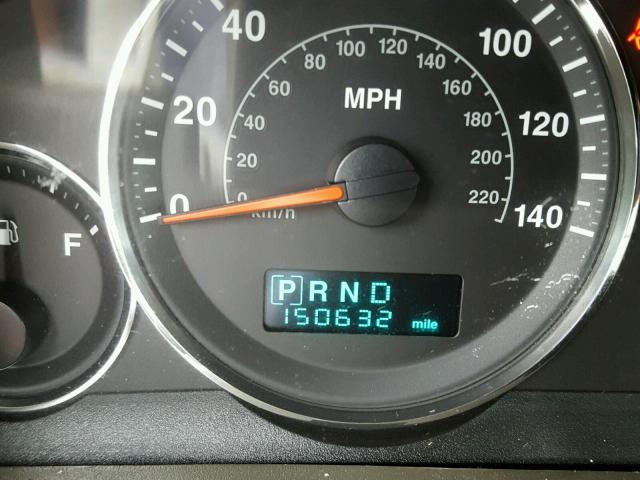 1J8HG58256C337507 - 2006 JEEP COMMANDER TAN photo 8