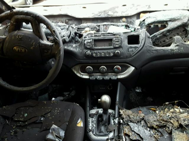 KNADM4A3XE6343180 - 2014 KIA RIO LX Սպիտակ լուսանկար 9