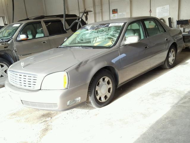 1G6KD54Y11U186316 - 2001 CADILLAC DEVILLE BEIGE photo 2