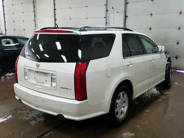 1GYEE637180122178 - 2008 CADILLAC SRX WHITE photo 4