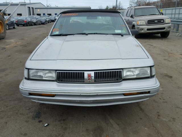 1G3AG55N3P6366401 - 1993 OLDSMOBILE CUTLASS CI 灰色 照片 9