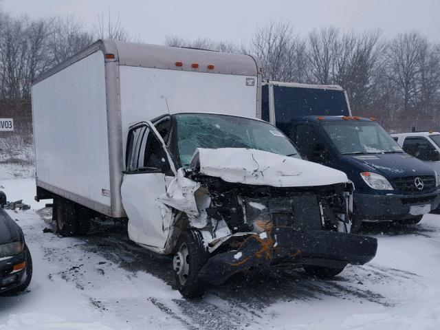 1GBJG31K781221512 - 2008 CHEVROLET EXPRESS G3 WHITE photo 1