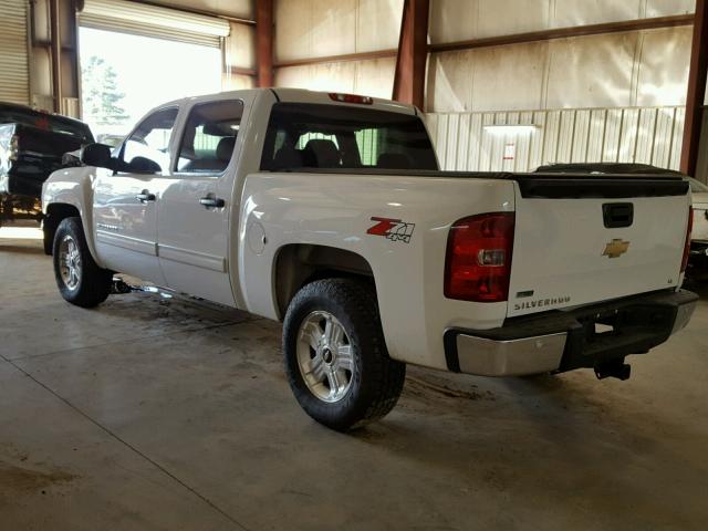 3GCPKSE3XBG376484 - 2011 CHEVROLET SILVERADO WHITE photo 3