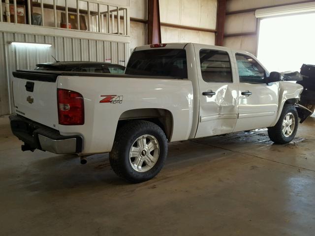 3GCPKSE3XBG376484 - 2011 CHEVROLET SILVERADO WHITE photo 4