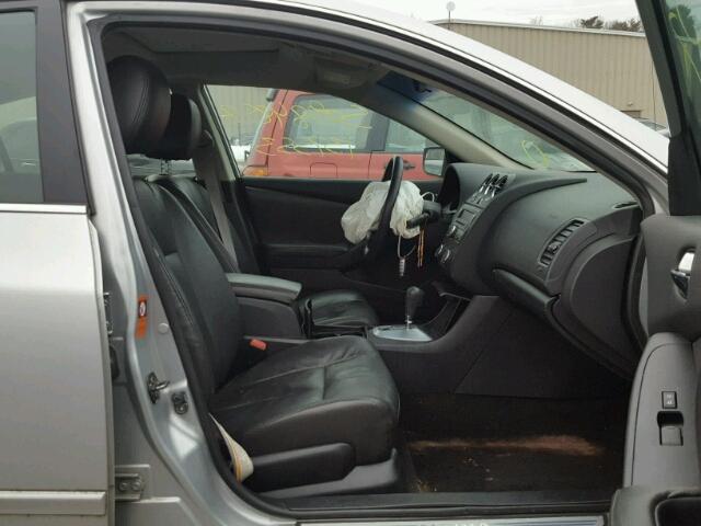 1N4AL21E17N438448 - 2007 NISSAN ALTIMA 2.5 SILVER photo 5