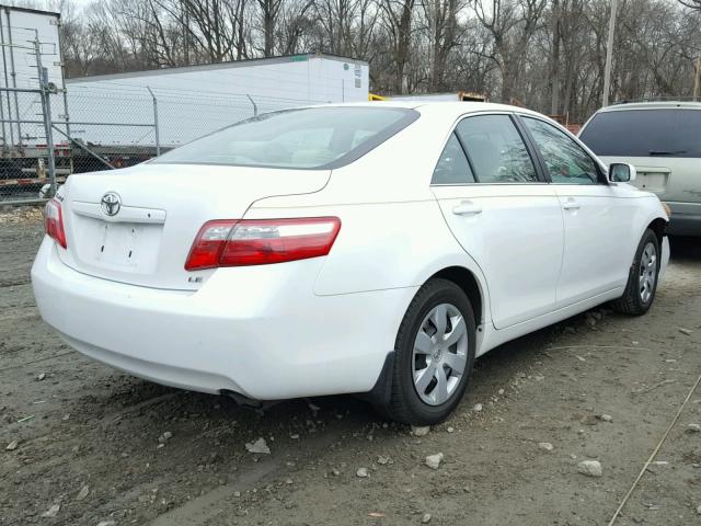 4T1BE46K39U900404 - 2009 TOYOTA CAMRY BASE WHITE photo 4