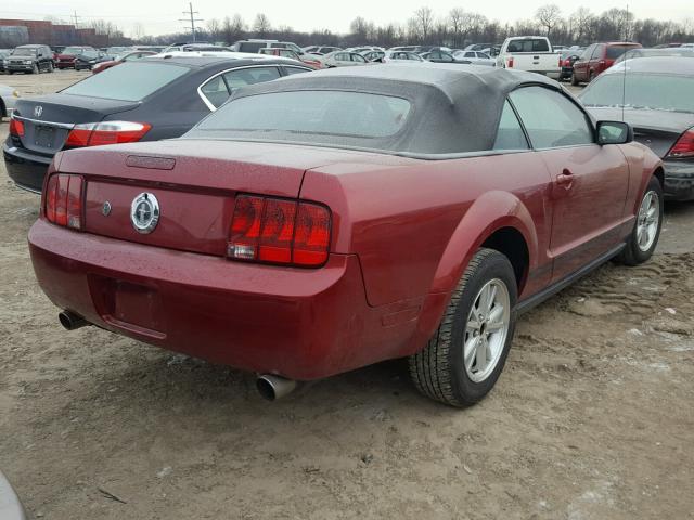 1ZVFT84NX75246456 - 2007 FORD MUSTANG RED photo 4