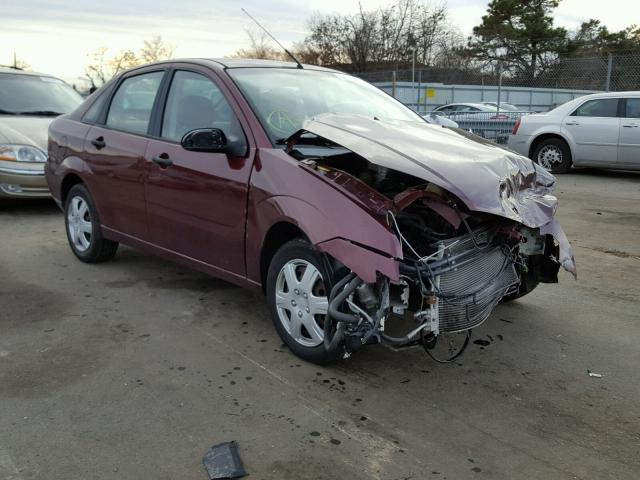 1FAHP34N36W120246 - 2006 FORD FOCUS ZX4 MAROON photo 1