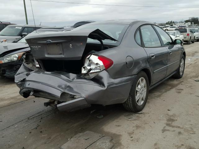 1FAHP53U15A215047 - 2005 FORD TAURUS SE GRAY photo 4