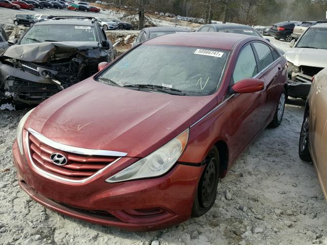 5NPEB4AC7BH085005 - 2011 HYUNDAI SONATA GLS RED photo 2