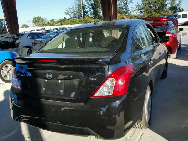 3N1CN7AP5HL902115 - 2017 NISSAN VERSA S BLACK photo 4