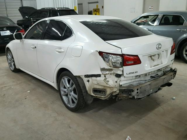 JTHBK262265007209 - 2006 LEXUS IS 250 WHITE photo 3