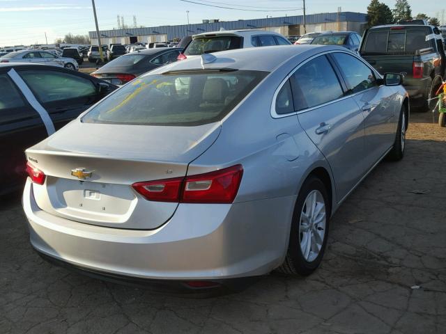 1G1ZD5ST0JF139665 - 2018 CHEVROLET MALIBU LT GRAY photo 4