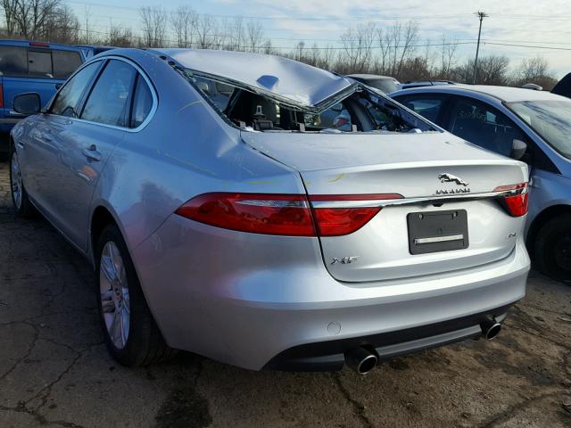 SAJBD4BV9HCY34762 - 2017 JAGUAR XF PREMIUM SILVER photo 3