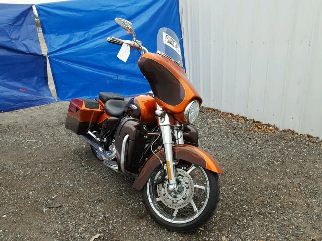 1HD1PZ814CB957370 - 2012 HARLEY-DAVIDSON FLHXSE3 CV ORANGE photo 1