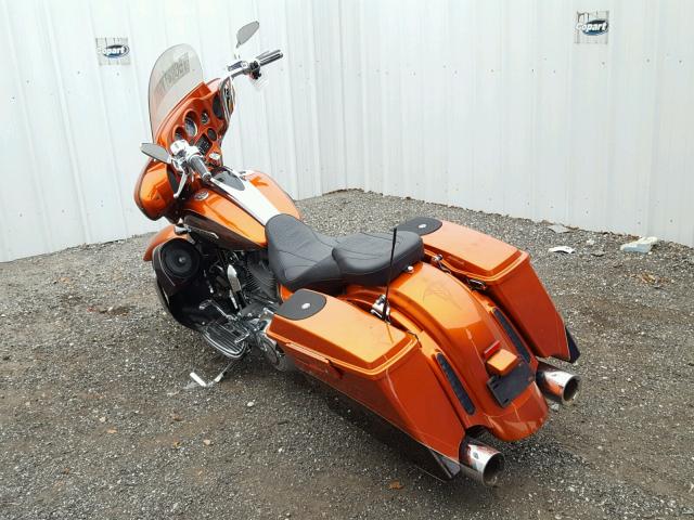 1HD1PZ814CB957370 - 2012 HARLEY-DAVIDSON FLHXSE3 CV ORANGE photo 3