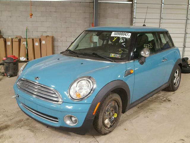 WMWMF33598TT63686 - 2008 MINI COOPER BLUE photo 2