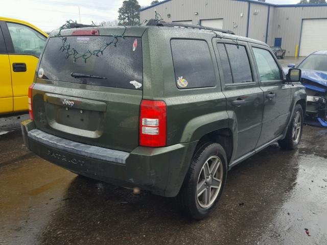 1J8FT28W68D775874 - 2008 JEEP PATRIOT SP GREEN photo 4