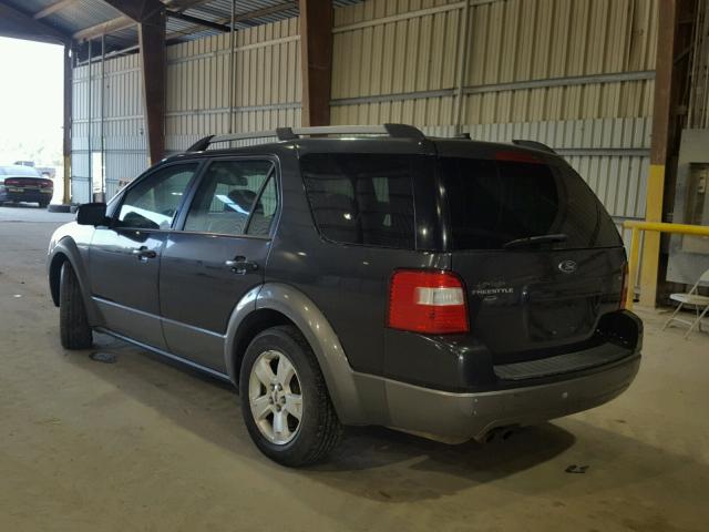 1FMDK02147GA17821 - 2007 FORD FREESTYLE GRAY photo 3