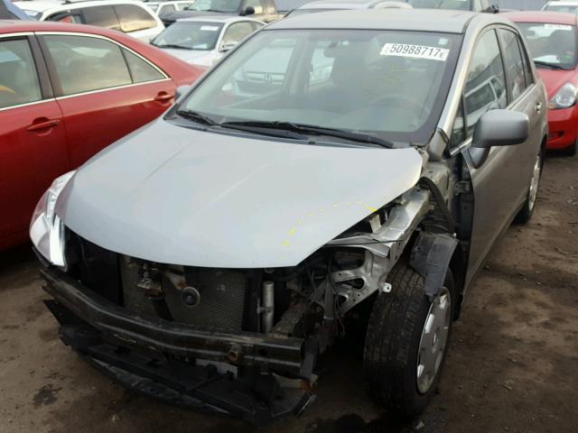 3N1BC11EX8L454046 - 2008 NISSAN VERSA S SILVER photo 2