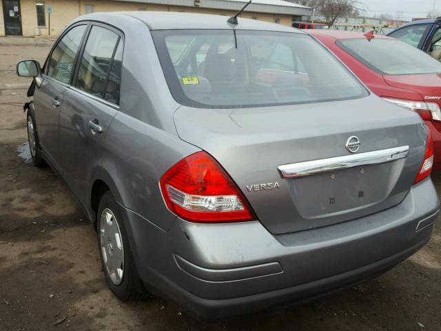 3N1BC11EX8L454046 - 2008 NISSAN VERSA S SILVER photo 3