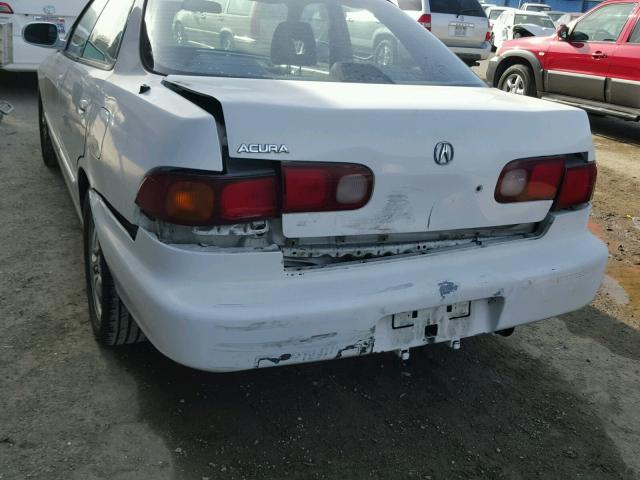 JH4DB7657TS009602 - 1996 ACURA INTEGRA LS WHITE photo 9