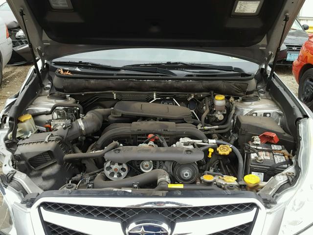 4S3BMBA60B3238850 - 2011 SUBARU LEGACY 2.5 SILVER photo 7