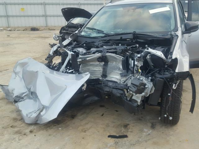 2T3ZFREV6HW351579 - 2017 TOYOTA RAV4 LE SILVER photo 9