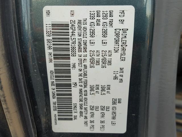 2D4GP44L57R186658 - 2007 DODGE GRAND CARA GREEN photo 10