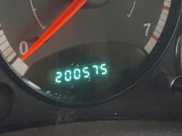 1J4GL38KX5W688200 - 2005 JEEP LIBERTY RE BLACK photo 8