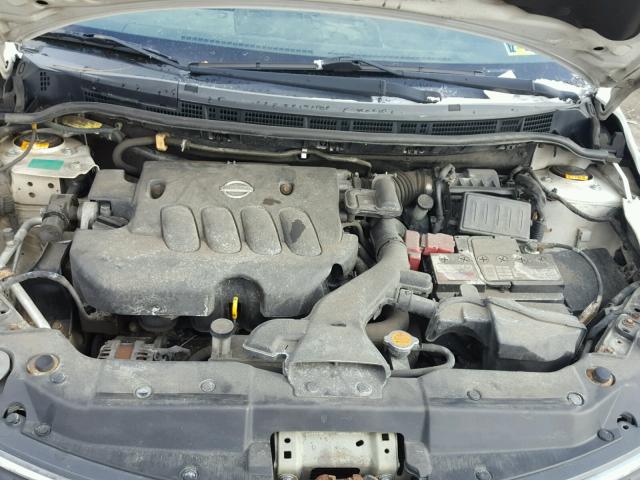 3N1BC11E77L408897 - 2007 NISSAN VERSA S WHITE photo 7