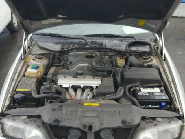 YV1NK5374WJ002465 - 1998 VOLVO C70 TURBO SILVER photo 7