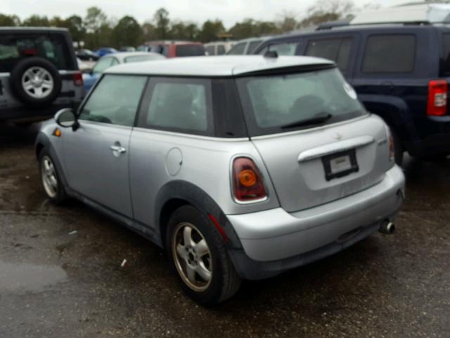 WMWMF33578TT67915 - 2008 MINI COOPER SILVER photo 3