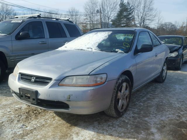 1HGCG2252YA033103 - 2000 HONDA ACCORD EX SILVER photo 2