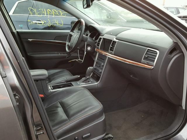 3LNHL2JC6CR818993 - 2012 LINCOLN MKZ GRAY photo 5