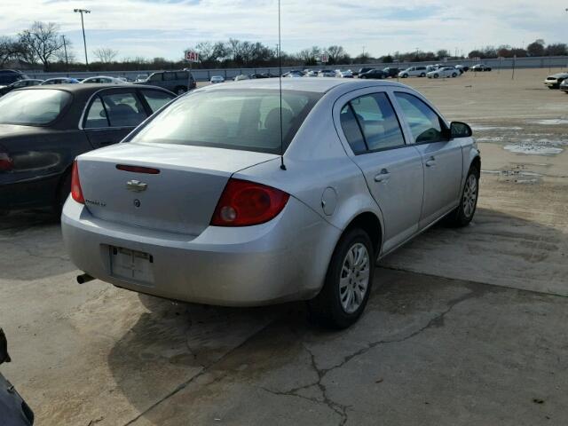 1G1AT58H297121127 - 2009 CHEVROLET COBALT LT SILVER photo 4