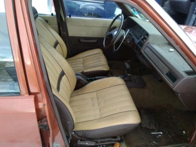 JT2AE72W5D5011092 - 1983 TOYOTA COROLLA DE BROWN photo 5