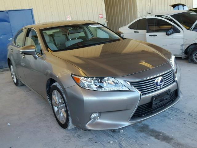 JTHBW1GG0F2082047 - 2015 LEXUS ES 300H GRAY photo 1