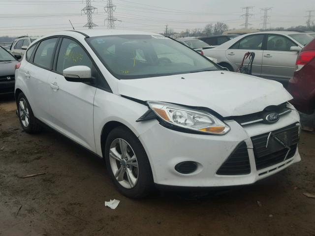 1FADP3K26DL217995 - 2013 FORD FOCUS SE WHITE photo 1